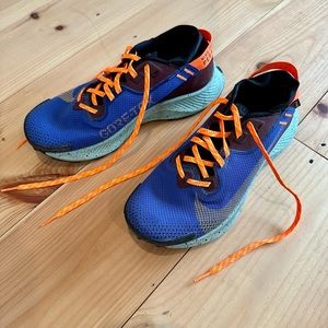 Nike Pegasus Trail GORE-TEX trail running shoes. Men’s size 7, women’s size 8.5.